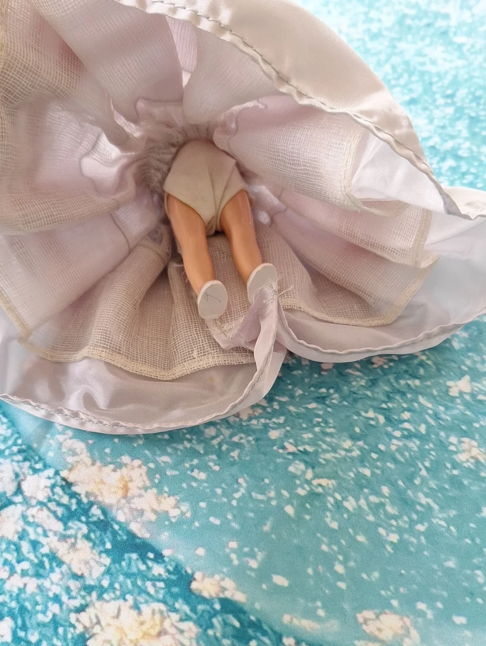 1940s Hollywood Doll with Wide Brim Feathered Hat